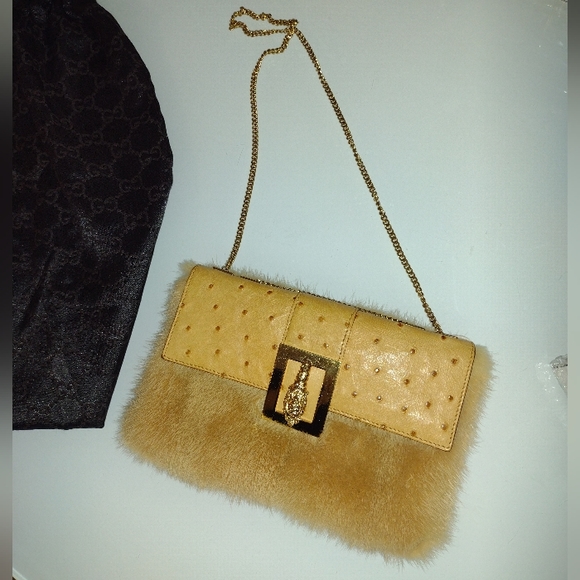 GUCCI by TOM FORD Mink & Ostrich Leather Shoulder Bag - Picture 15 of 16